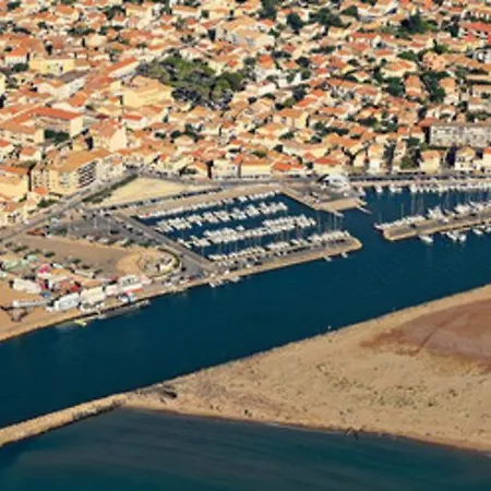 Campsite Espace Caravane Valras