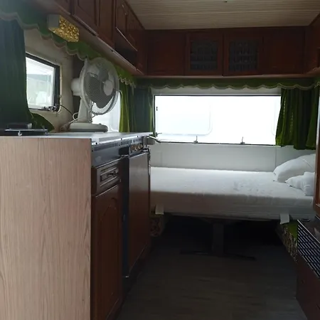 Espace Caravane Valras Campsite Serignan